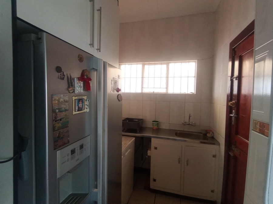 5 Bedroom Property for Sale in Baysville Eastern Cape